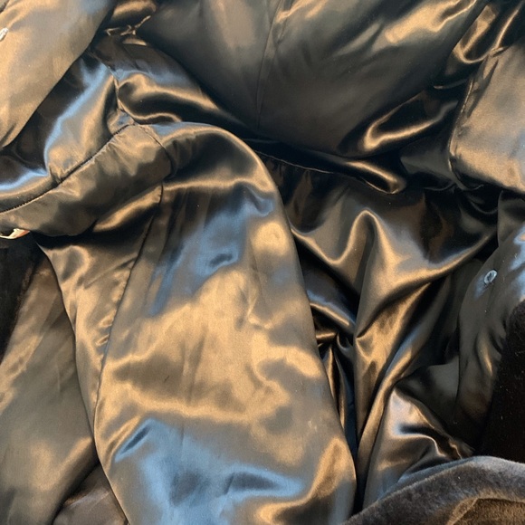 Vintage NWT full length hooded women’s faux fur winter coat - Picture 8 of 8